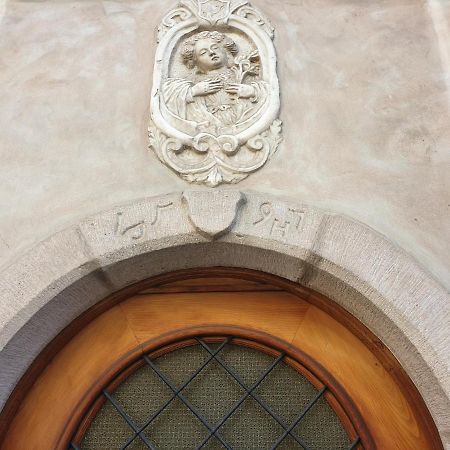 Viadolcevita - Gruene Gaestewohnung Лана Екстериор снимка