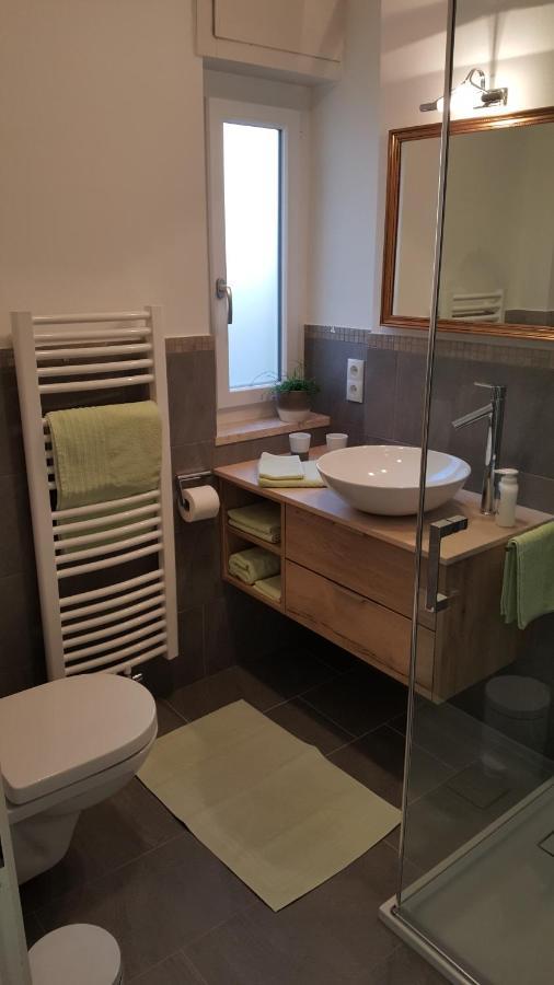 Viadolcevita - Gruene Gaestewohnung Лана Екстериор снимка