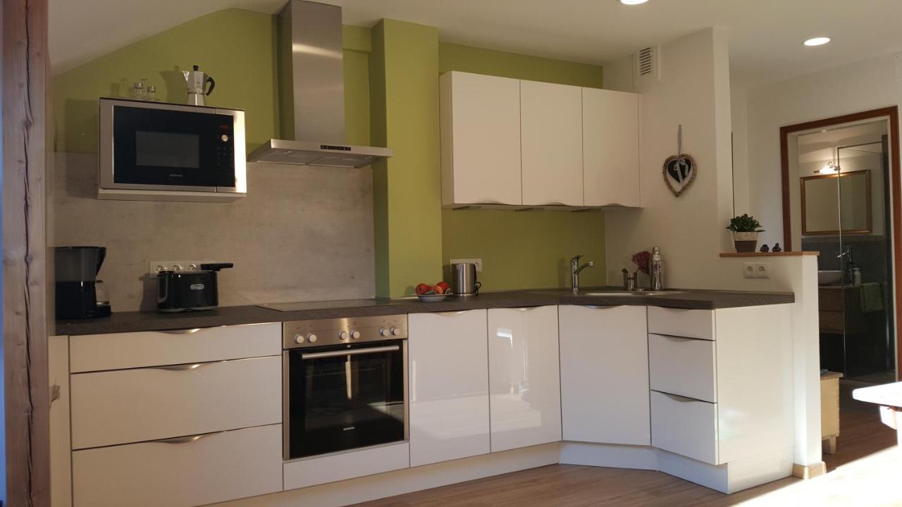 Viadolcevita - Gruene Gaestewohnung Лана Екстериор снимка