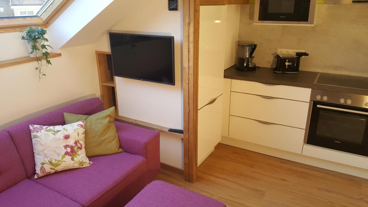 Viadolcevita - Gruene Gaestewohnung Лана Екстериор снимка